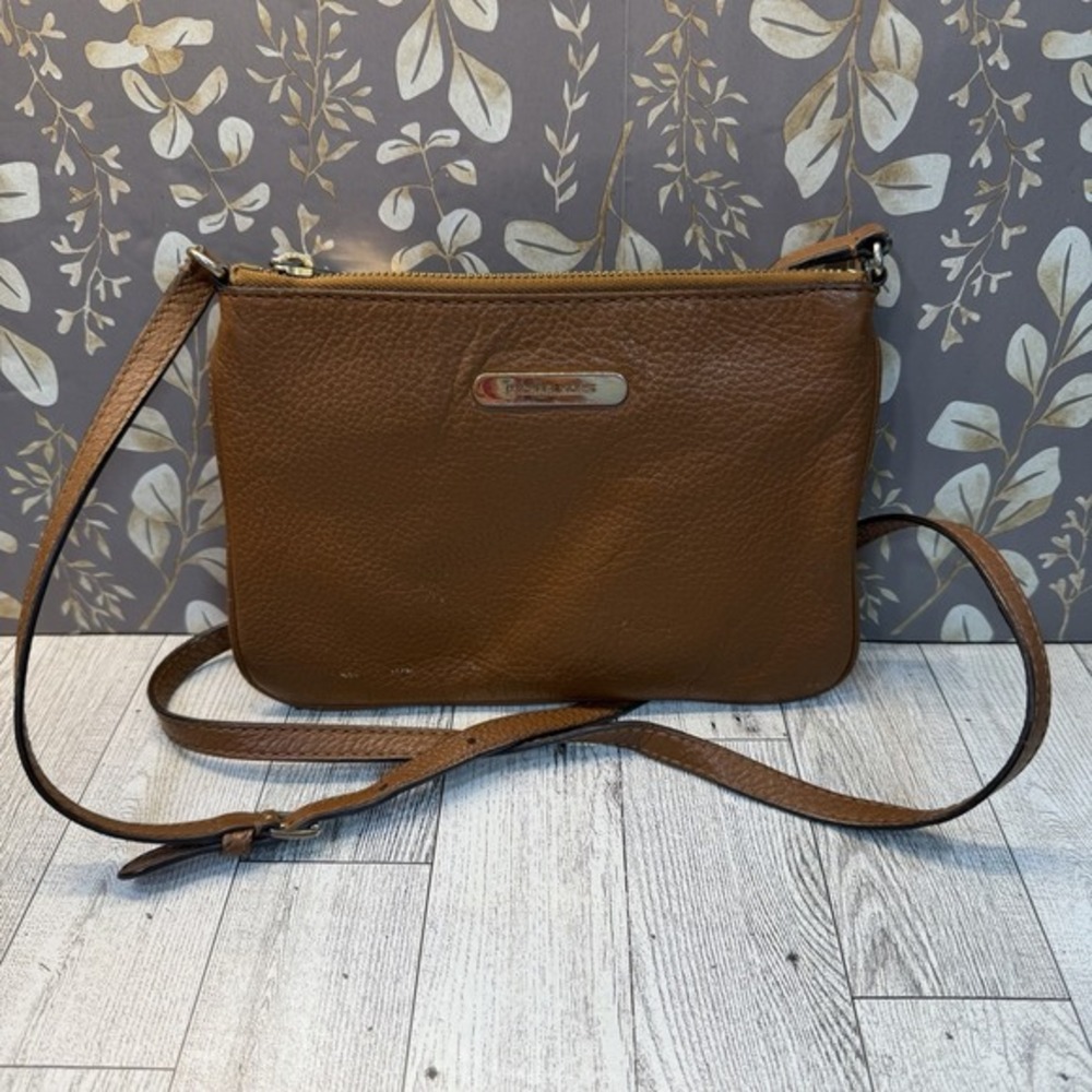 Michael Kor Crossbody Brown Leather Purse Pebble‎ Logo Plate Small Bag